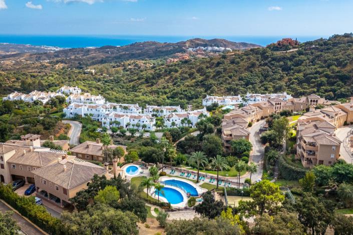 Image No.10-2 Bed Apartment for sale