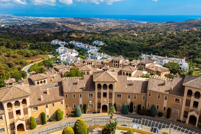 Image No.15-2 Bed Apartment for sale