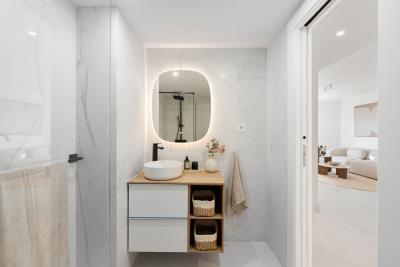 97e43af4-ec80-4bfd-a8dc-329936a6d279