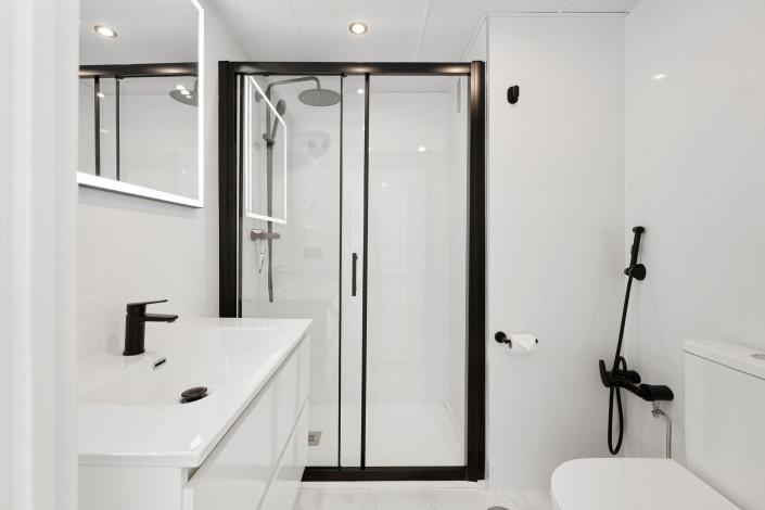 Image No.7-3 Bed Apartment for sale