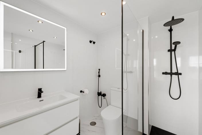 Image No.11-3 Bed Apartment for sale