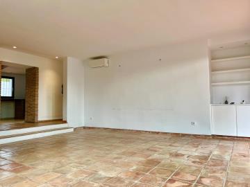 12-53013098fcab6c38b1379cd33298e050