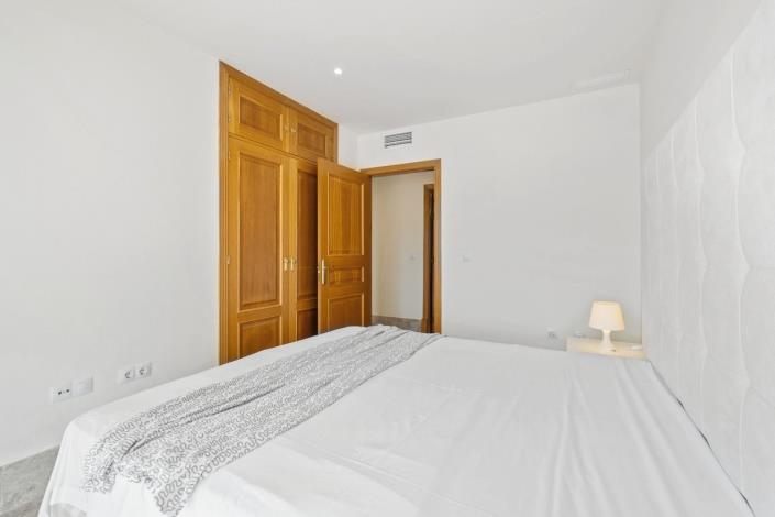 Image No.5-3 Bed Duplex for sale