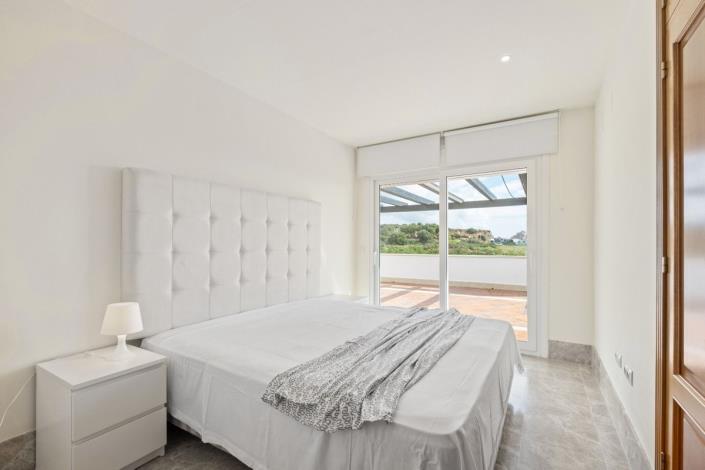 Image No.6-3 Bed Duplex for sale