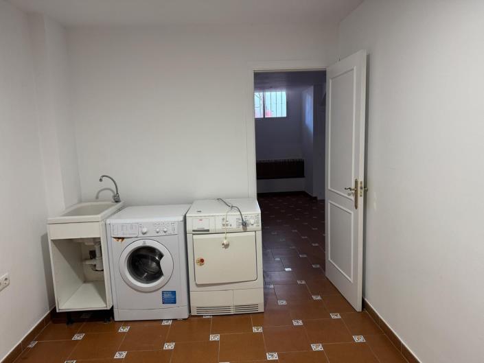 Image No.6-Maison de ville de 4 chambres à vendre à Marbella