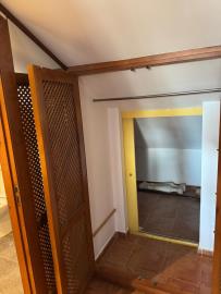 10-bb915d1cb19341576dcdc994b81ab9c5