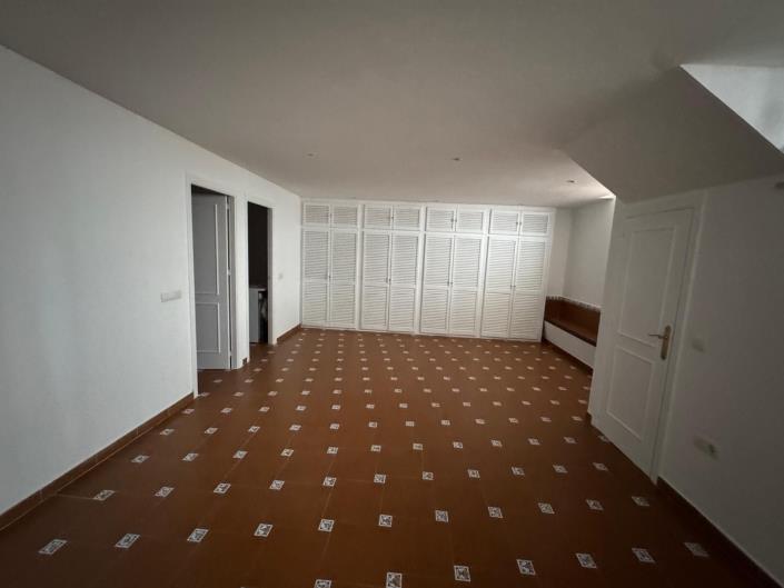 Image No.11-Maison de ville de 4 chambres à vendre à Marbella