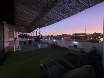 2-5bd7b9d04b45e33852eaf0ec6670150d