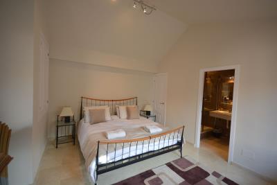 14-d70dc3102c00d7be0e872dfe1c1f86d7