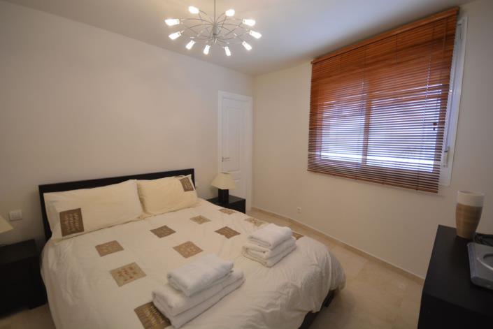 Image No.21-4 Bed Duplex for sale