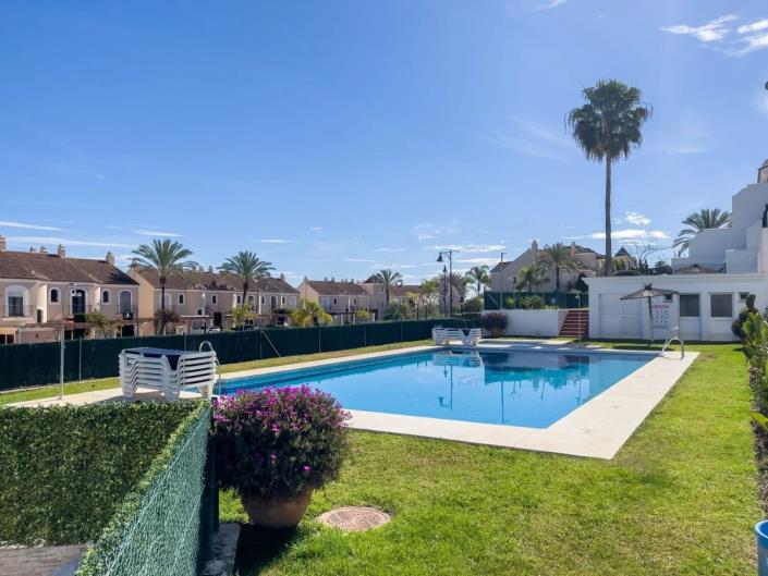 Image No.3-3 Bed Townhouse for sale