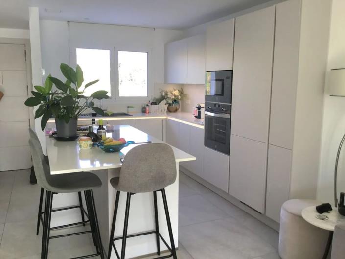 Image No.15-3 Bed Townhouse for sale