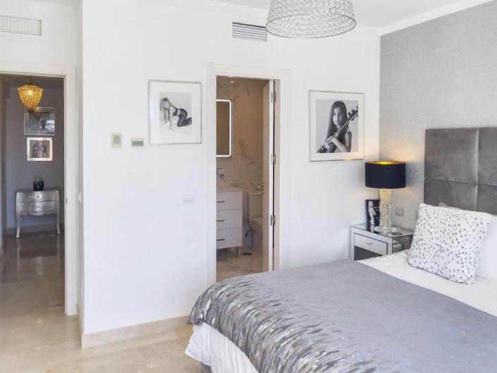 Image No.22-3 Bed Townhouse for sale