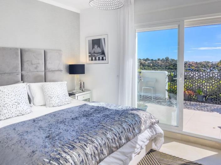 Image No.23-3 Bed Townhouse for sale