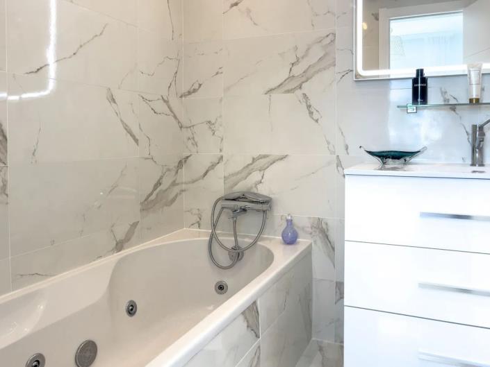 Image No.32-3 Bed Townhouse for sale