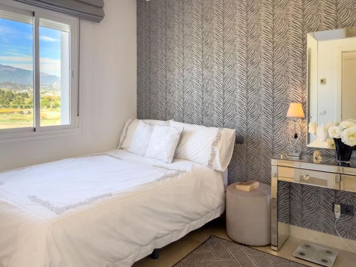 Image No.35-3 Bed Townhouse for sale