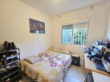 13-5fd73dea700db77384c091ca9818b1a9