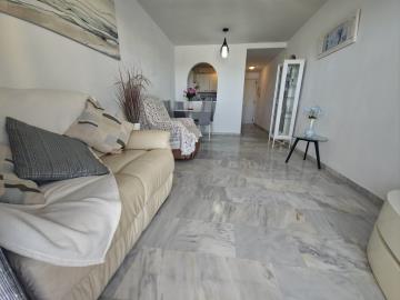 2-5bd7b9d04b45e33852eaf0ec6670150d