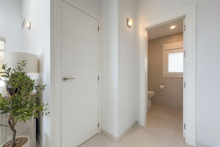 Image No.3-3 Bed Villa for sale