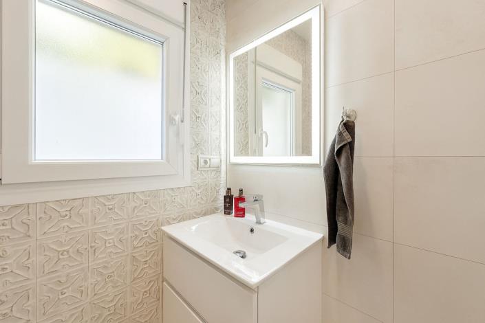 Image No.4-3 Bed Villa for sale