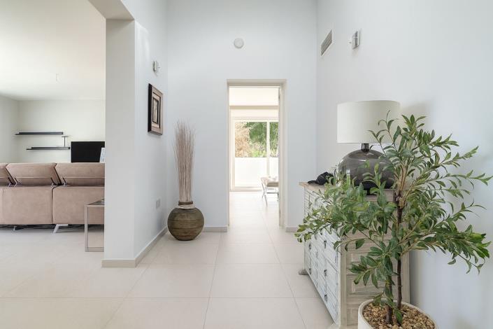 Image No.8-3 Bed Villa for sale