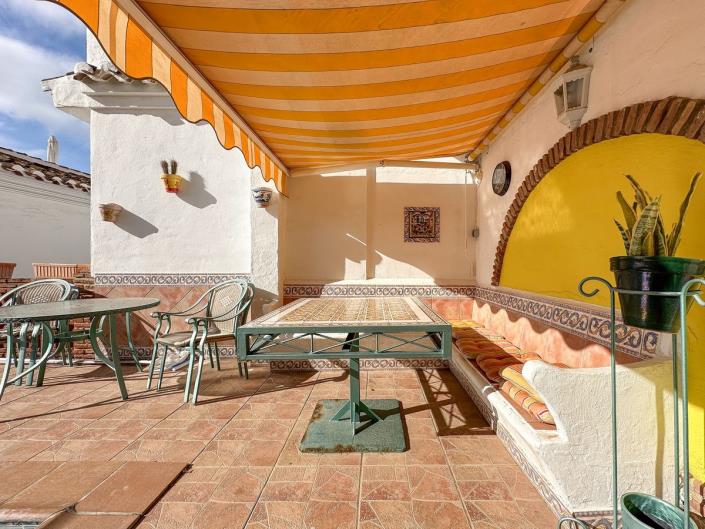 Image No.16-3 Bed Townhouse for sale