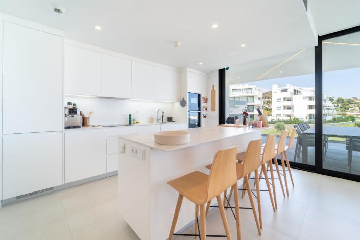 Image No.2-3 Bed Apartment for sale