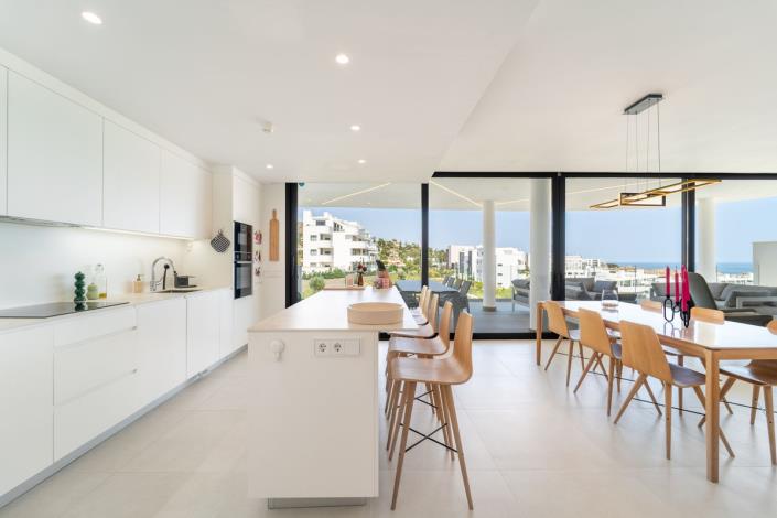 Image No.4-3 Bed Apartment for sale