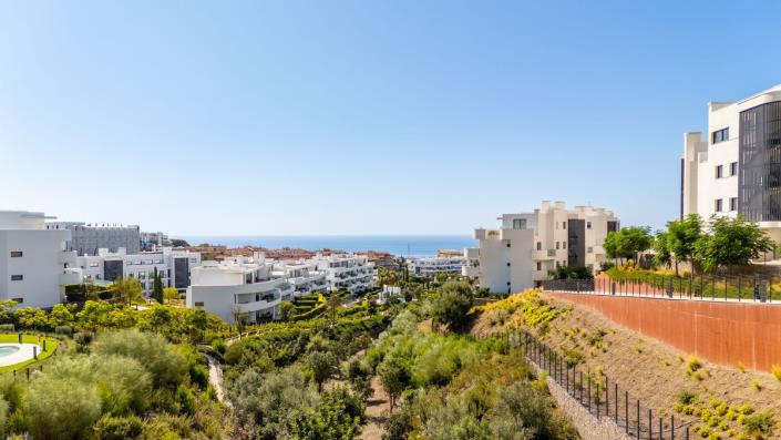 Image No.12-3 Bed Apartment for sale