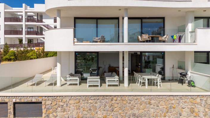 Image No.14-3 Bed Apartment for sale