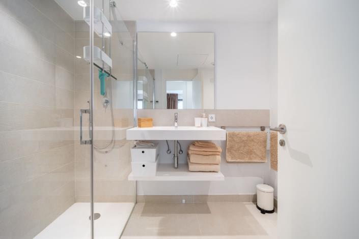 Image No.25-3 Bed Apartment for sale