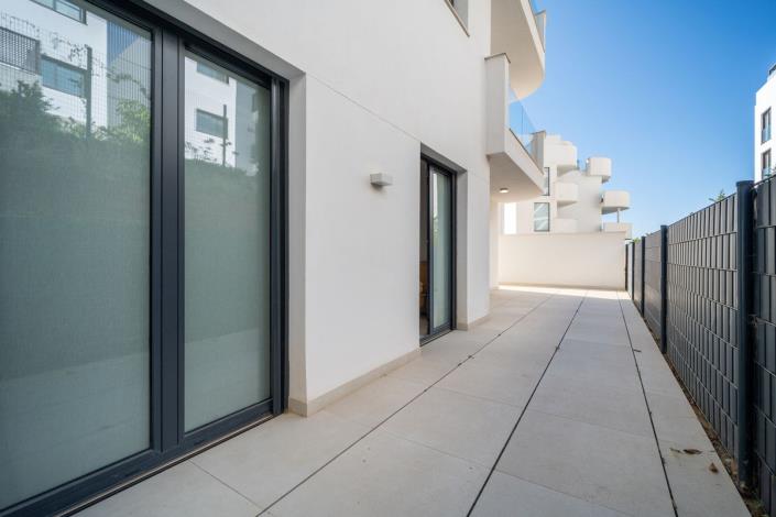 Image No.29-3 Bed Apartment for sale