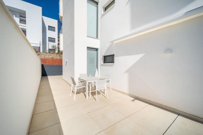 Image No.31-3 Bed Apartment for sale