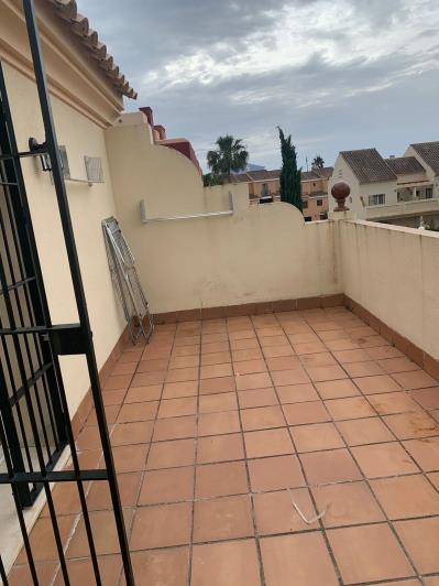 Image No.25-4 Bed Townhouse for sale