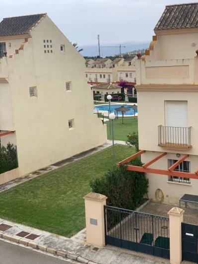 Image No.29-4 Bed Townhouse for sale