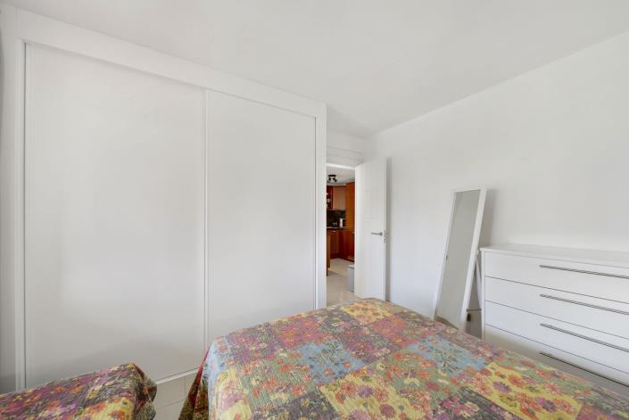 Image No.11-1 Bed Apartment for sale