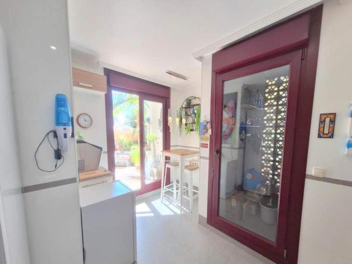 Image No.23-3 Bed Apartment for sale