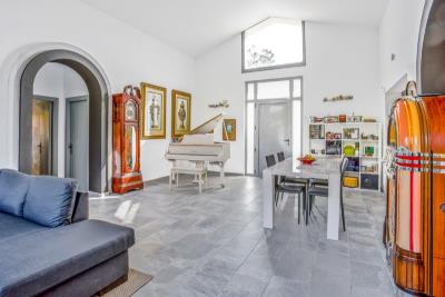 3-644887ed831e8682853ff700c7704b89