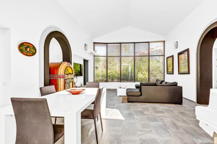 Image No.4-3 Bed Villa / Detached for sale