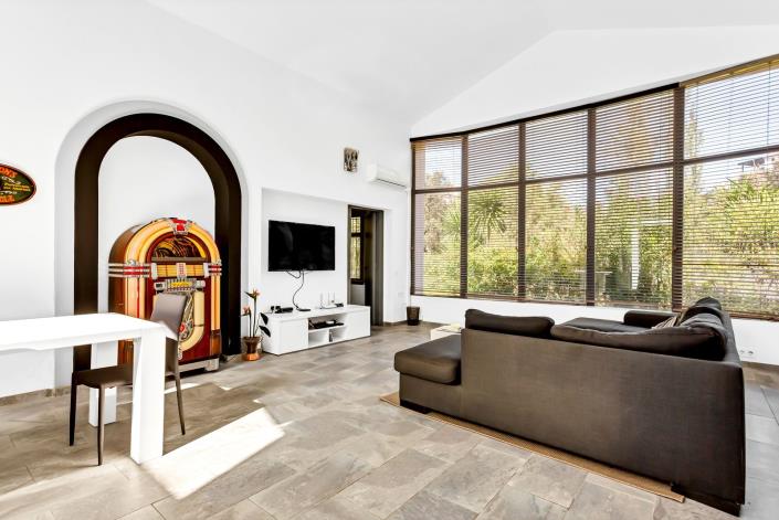 Image No.6-3 Bed Villa / Detached for sale