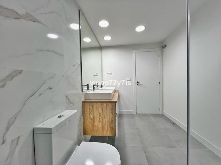 Image No.14-3 Bed Apartment for sale