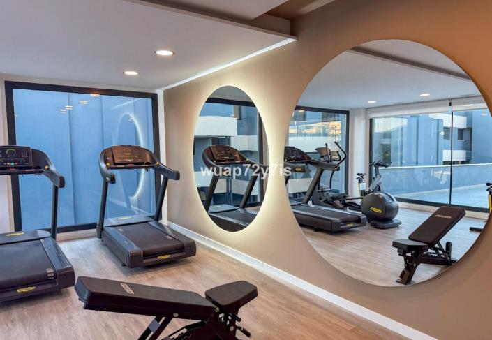 Image No.21-3 Bed Apartment for sale