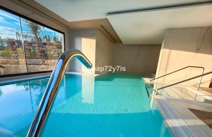 Image No.24-3 Bed Apartment for sale