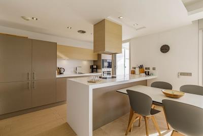 4-c23c0f86247804fa50226aecd8b0b2c8