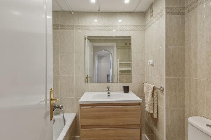 Image No.9-3 Bed Apartment for sale