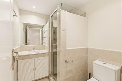 12-53013098fcab6c38b1379cd33298e050