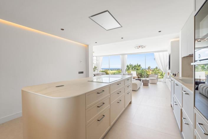 Image No.6-3 Bed Apartment for sale