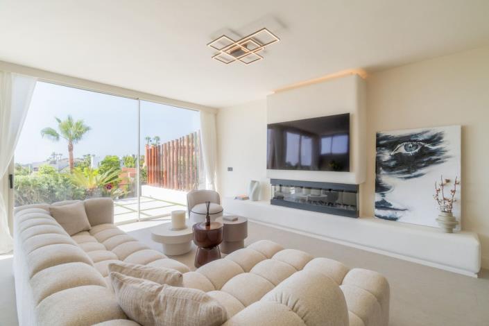 Image No.9-3 Bed Apartment for sale