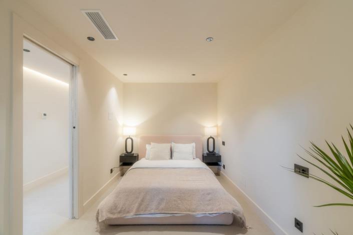 Image No.19-3 Bed Apartment for sale