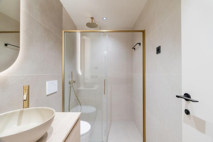 Image No.20-3 Bed Apartment for sale